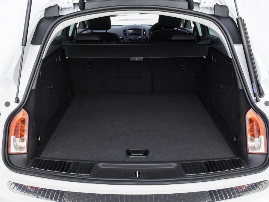  Vauxhall Insignia Country Tourer 2013 года  (фото 26 из 28)